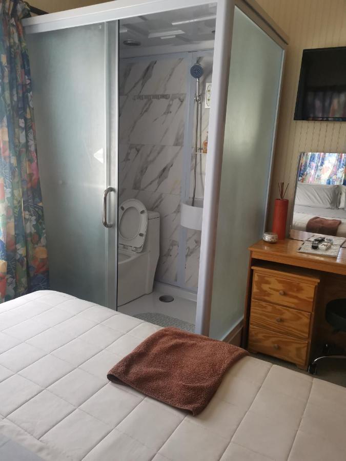 Eko Cozy Guest House St. John's Екстериор снимка