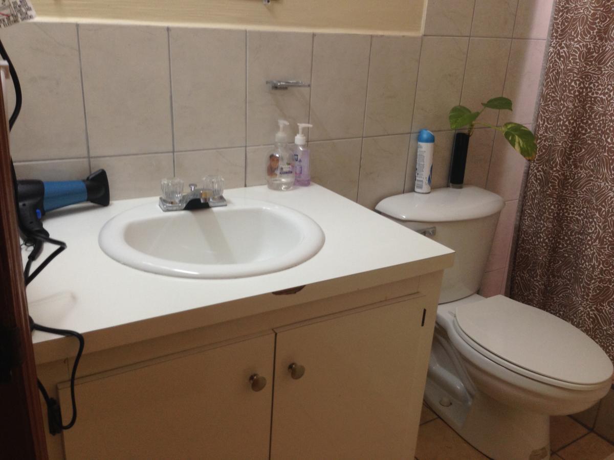 Eko Cozy Guest House St. John's Екстериор снимка