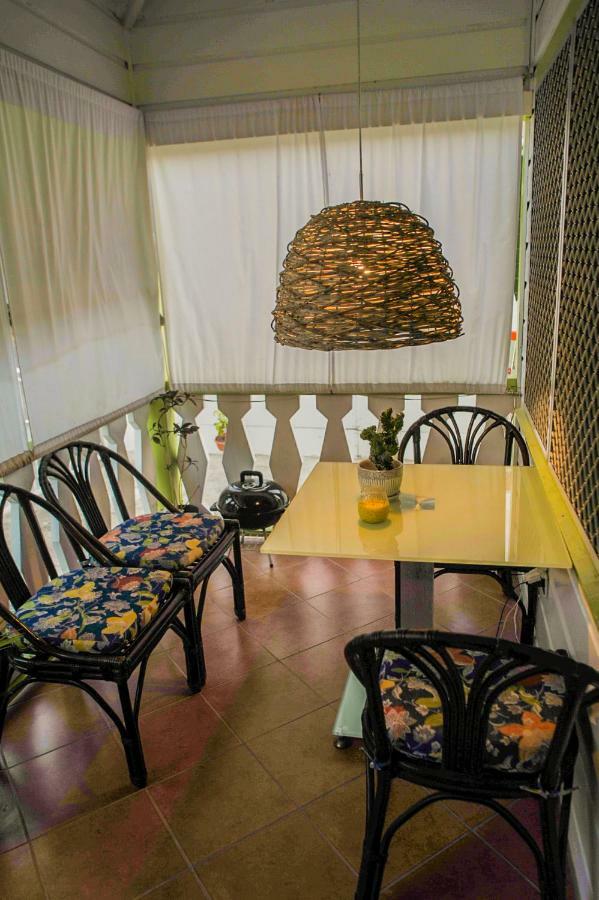 Eko Cozy Guest House St. John's Екстериор снимка
